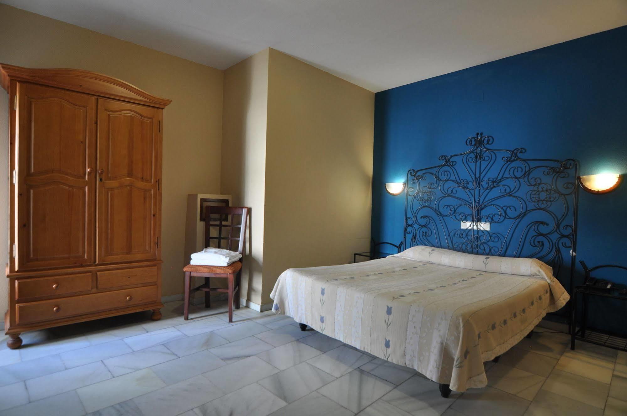 Hostal El Triunfo Córdoba Exteriör bild